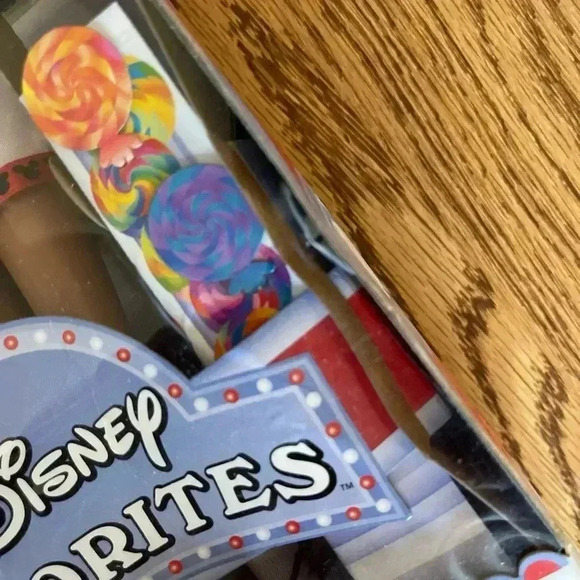 NIB VTG Disney Favorites Barbie Theme Park Exclusive*box has damage from storage - Picture 3 of 6
